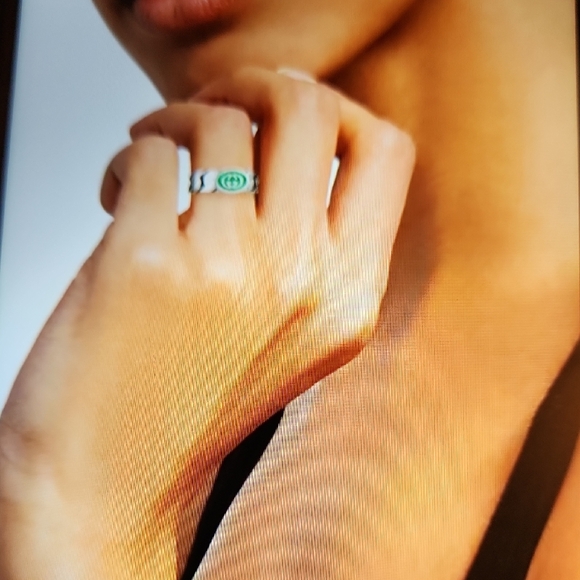 Gucci Sterling Silver Ring with Enamel Accents - Picture 2 of 8